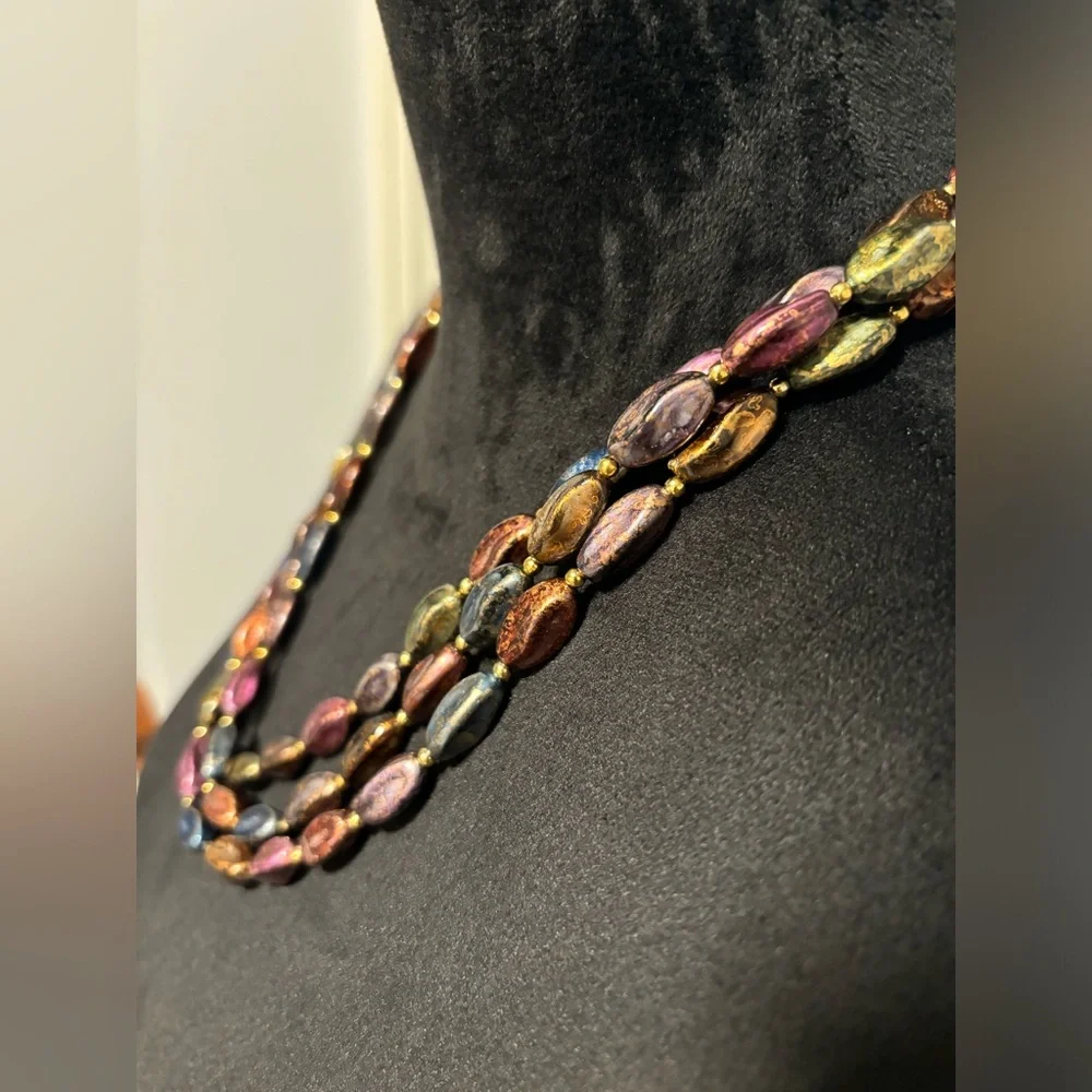 Vintage 3 Layer Tiered Beaded Necklace - Picture 3 of 4
